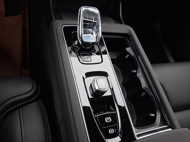 2026 Volvo XC90 Plug-In Hybrid Ultra, T8 AWD, Electric/Gasoline, Bright, 7 Seats