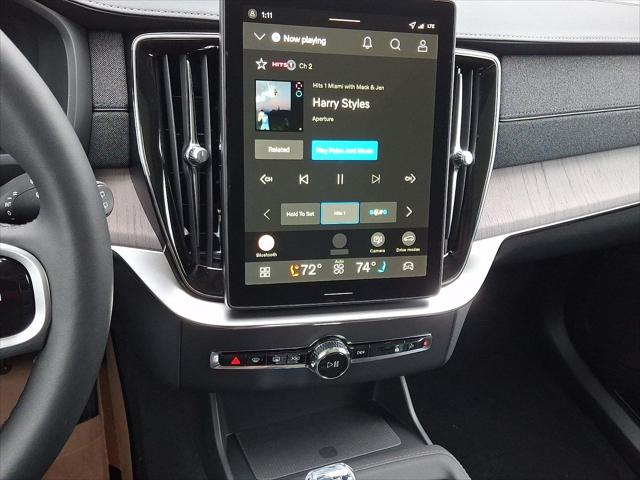 2026 Volvo XC90 Plug-In Hybrid Ultra, T8 AWD, Electric/Gasoline, Bright, 7 Seats