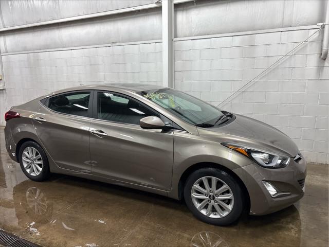 Used 2015 Hyundai Elantra For Sale in Wilmington, OH