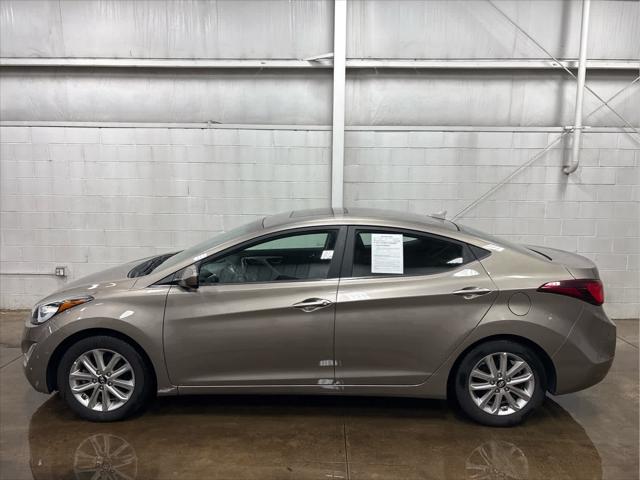 Used 2015 Hyundai Elantra For Sale in Wilmington, OH