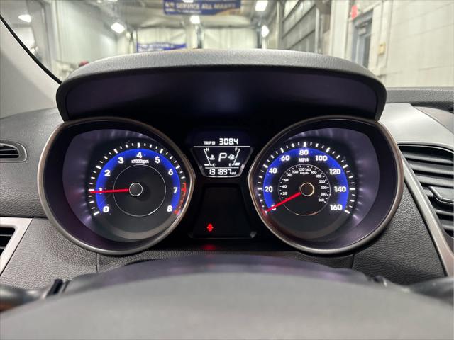 Used 2015 Hyundai Elantra For Sale in Wilmington, OH