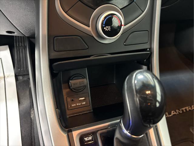 Used 2015 Hyundai Elantra For Sale in Wilmington, OH