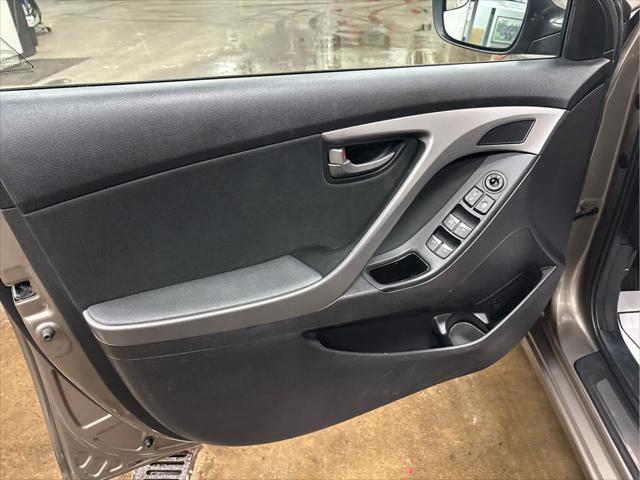 Used 2015 Hyundai Elantra For Sale in Wilmington, OH