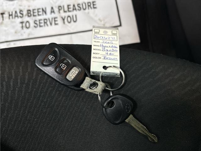 Used 2015 Hyundai Elantra For Sale in Wilmington, OH