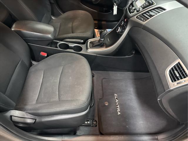 Used 2015 Hyundai Elantra For Sale in Wilmington, OH