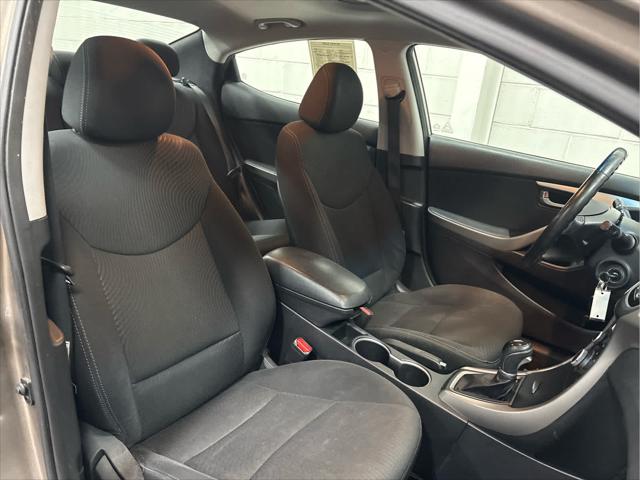 Used 2015 Hyundai Elantra For Sale in Wilmington, OH