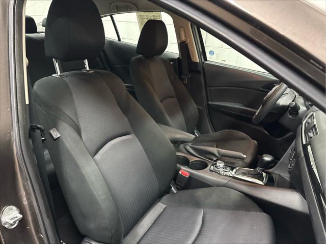 Used 2015 Mazda Mazda3 For Sale in Wilmington, OH