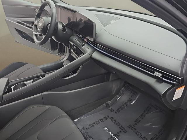 2026 Hyundai Elantra Hybrid SEL Sport