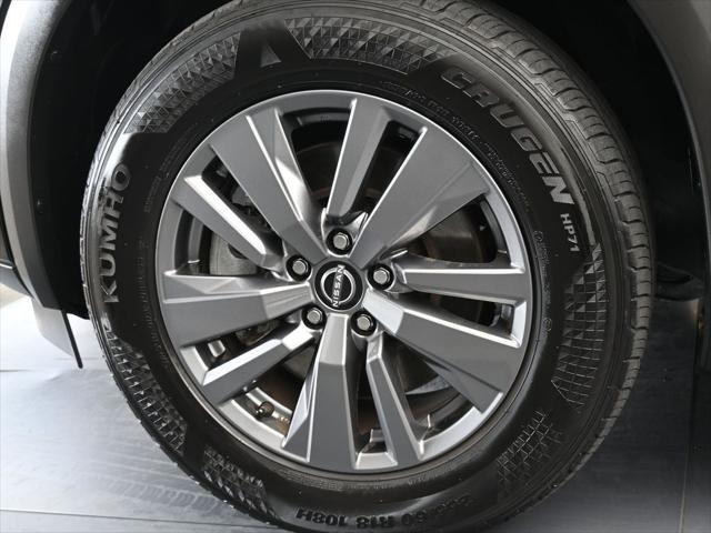 2025 Nissan Pathfinder SV FWD