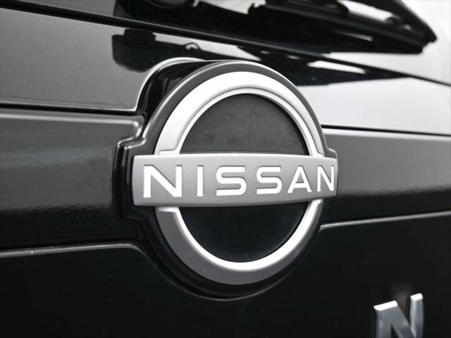2025 Nissan Pathfinder SV FWD