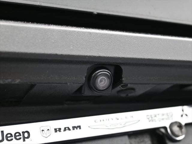 2025 Nissan Pathfinder SV FWD