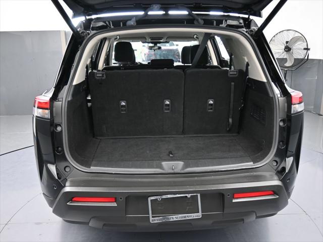 2025 Nissan Pathfinder SV FWD