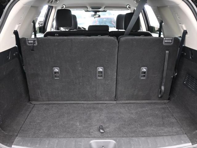 2025 Nissan Pathfinder SV FWD