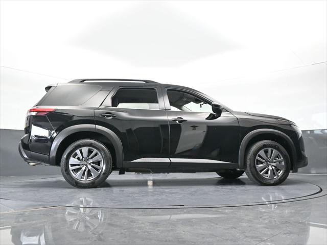 2025 Nissan Pathfinder SV FWD