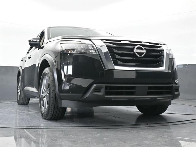 2025 Nissan Pathfinder SV FWD