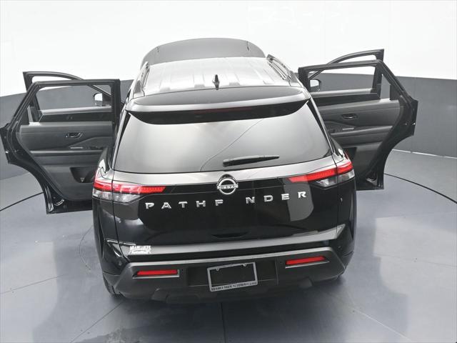2025 Nissan Pathfinder SV FWD