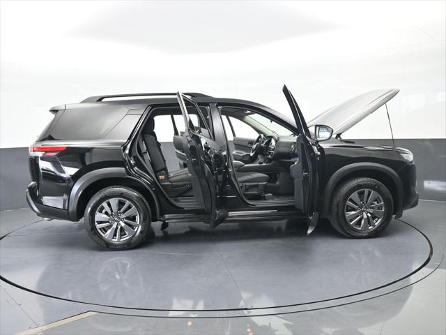 2025 Nissan Pathfinder SV FWD