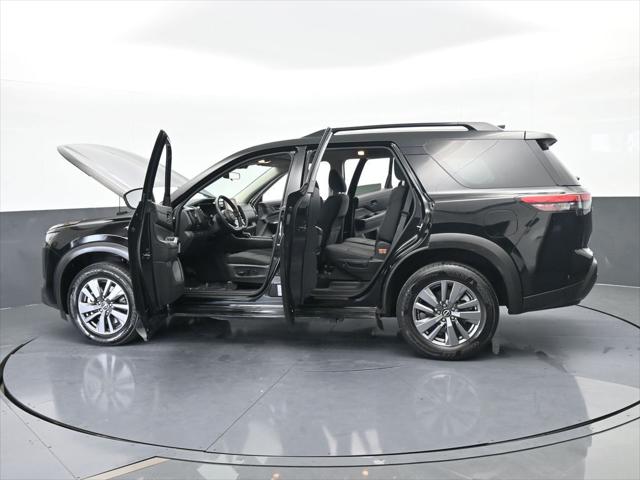 2025 Nissan Pathfinder SV FWD