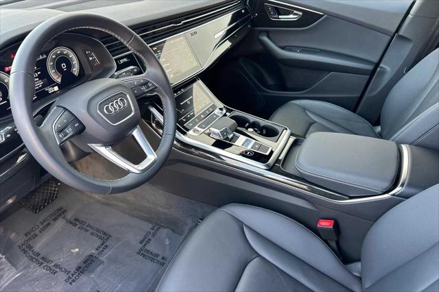 2025 Audi Q8 Premium 55 TFSI quattro
