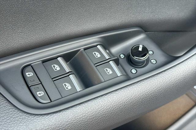 2025 Audi Q8 Premium 55 TFSI quattro