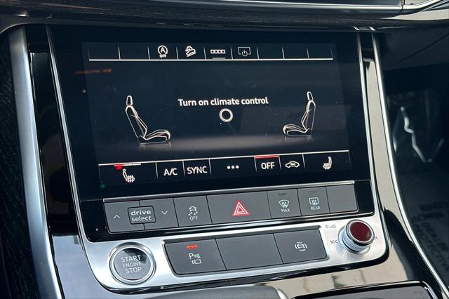 2025 Audi Q8 Premium 55 TFSI quattro