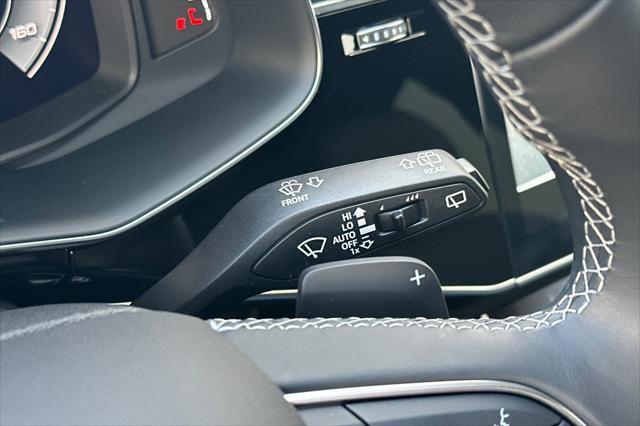 2025 Audi Q8 Premium 55 TFSI quattro