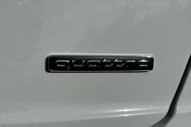 2025 Audi Q8 Premium 55 TFSI quattro