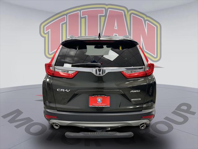 2018 Honda CR-V Touring [3]
