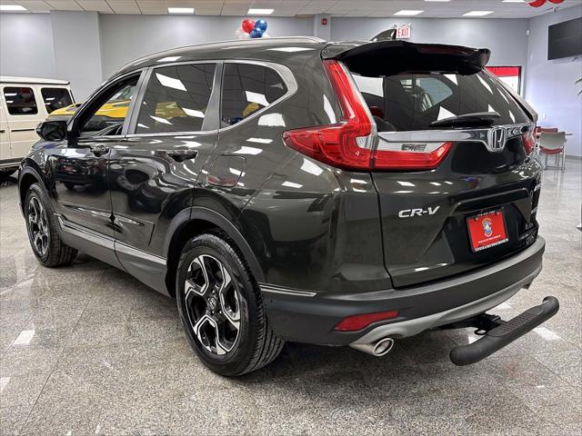2018 Honda CR-V Touring [4]