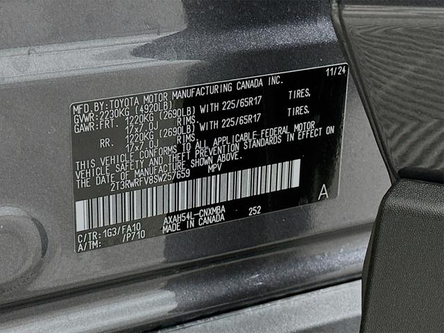 2025 Toyota RAV4 Hybrid XLE