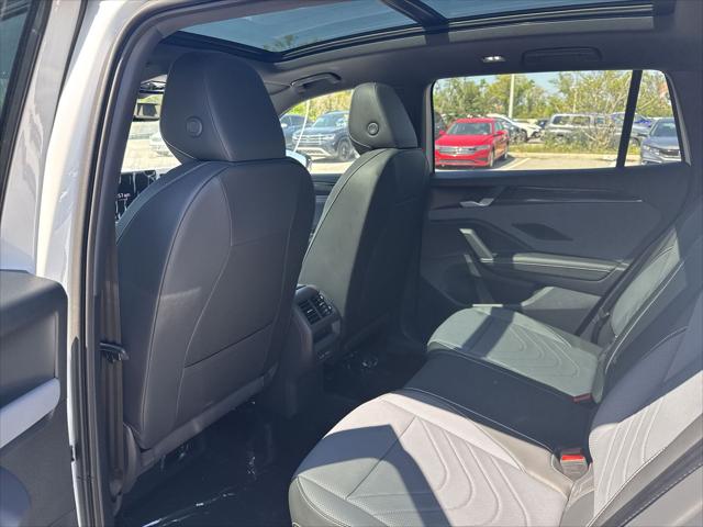 2026 Volkswagen Tiguan SE R-Line Black