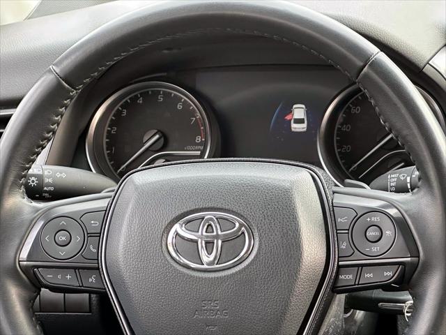 2023 Toyota Camry SE AWD [18]