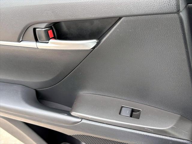 2023 Toyota Camry SE AWD [20]