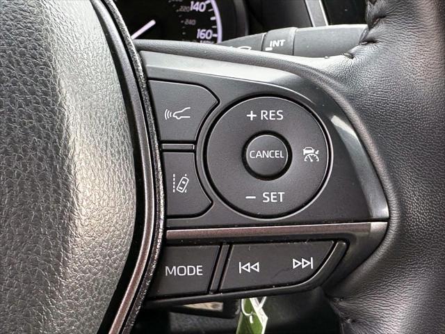 2023 Toyota Camry SE AWD [22]