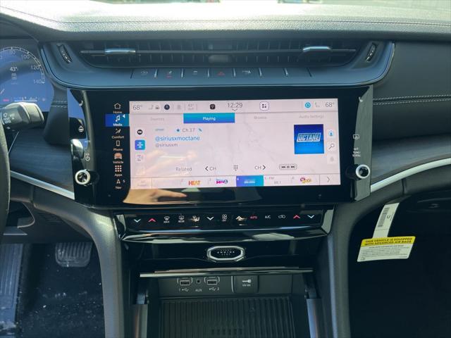 2026 Jeep Grand Cherokee Altitude 4x4