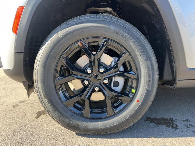 2026 Jeep Grand Cherokee Altitude 4x4