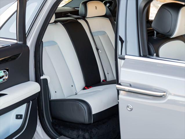 2026 Rolls-Royce Ghost Base