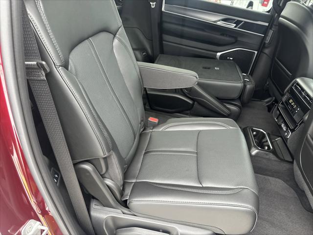 2026 Jeep Grand Wagoneer 4x4