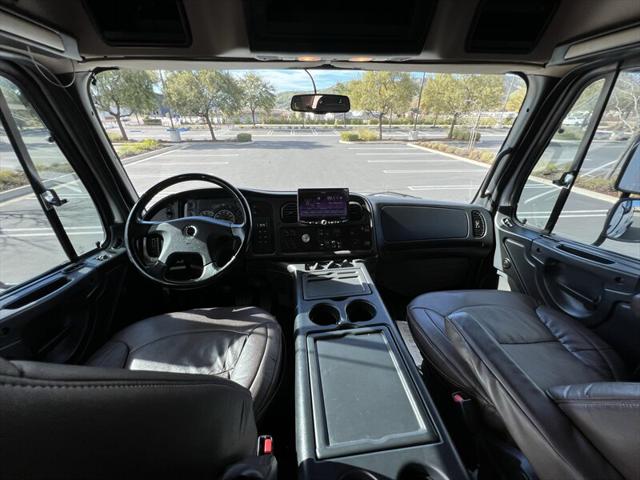 2013 Freightliner Sportchassis RHA114