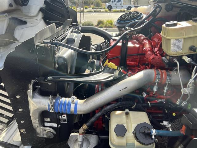 2013 Freightliner Sportchassis RHA114