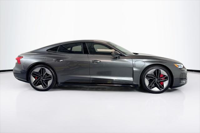 2022 Audi RS e-tron GT quattro