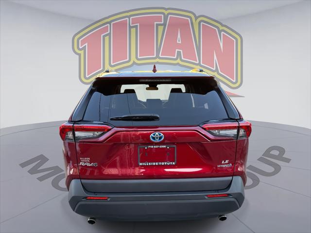 2021 Toyota RAV4 Hybrid LE [3]