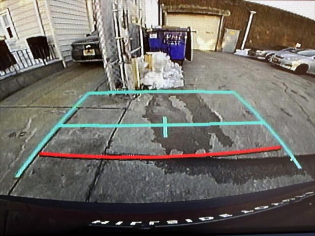 2021 Toyota RAV4 Hybrid LE [26]