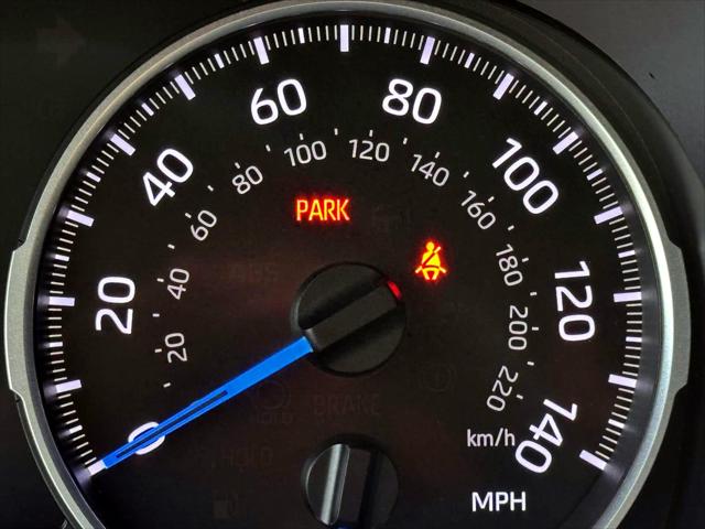 2021 Toyota RAV4 Hybrid LE [28]