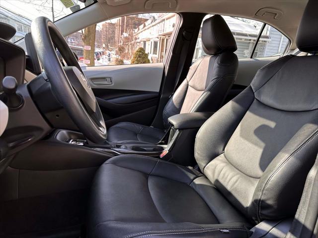 2022 Toyota Corolla LE [14]