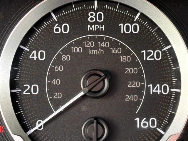 2022 Toyota Corolla LE [25]