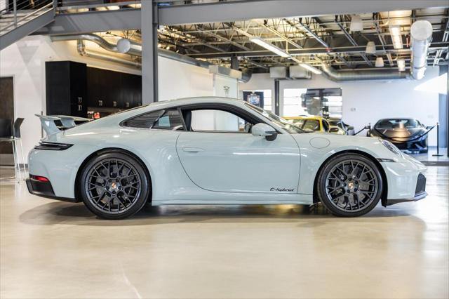 2025 Porsche 911 Carrera GTS