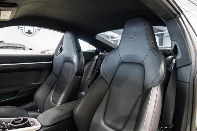 2025 Porsche 911 Carrera GTS