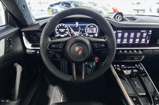 2025 Porsche 911 Carrera GTS