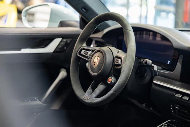 2025 Porsche 911 Carrera GTS